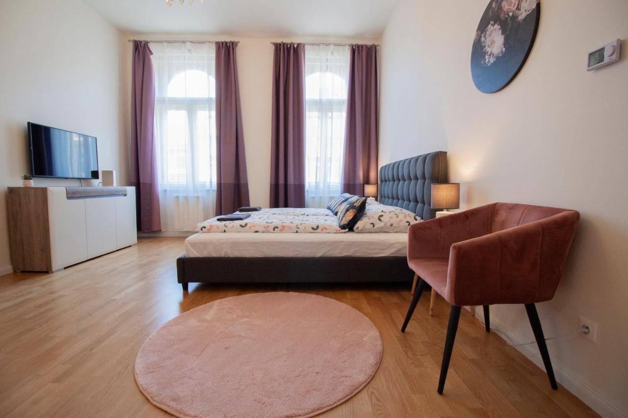 Stepanska Cr Apartments Prag Exterior foto